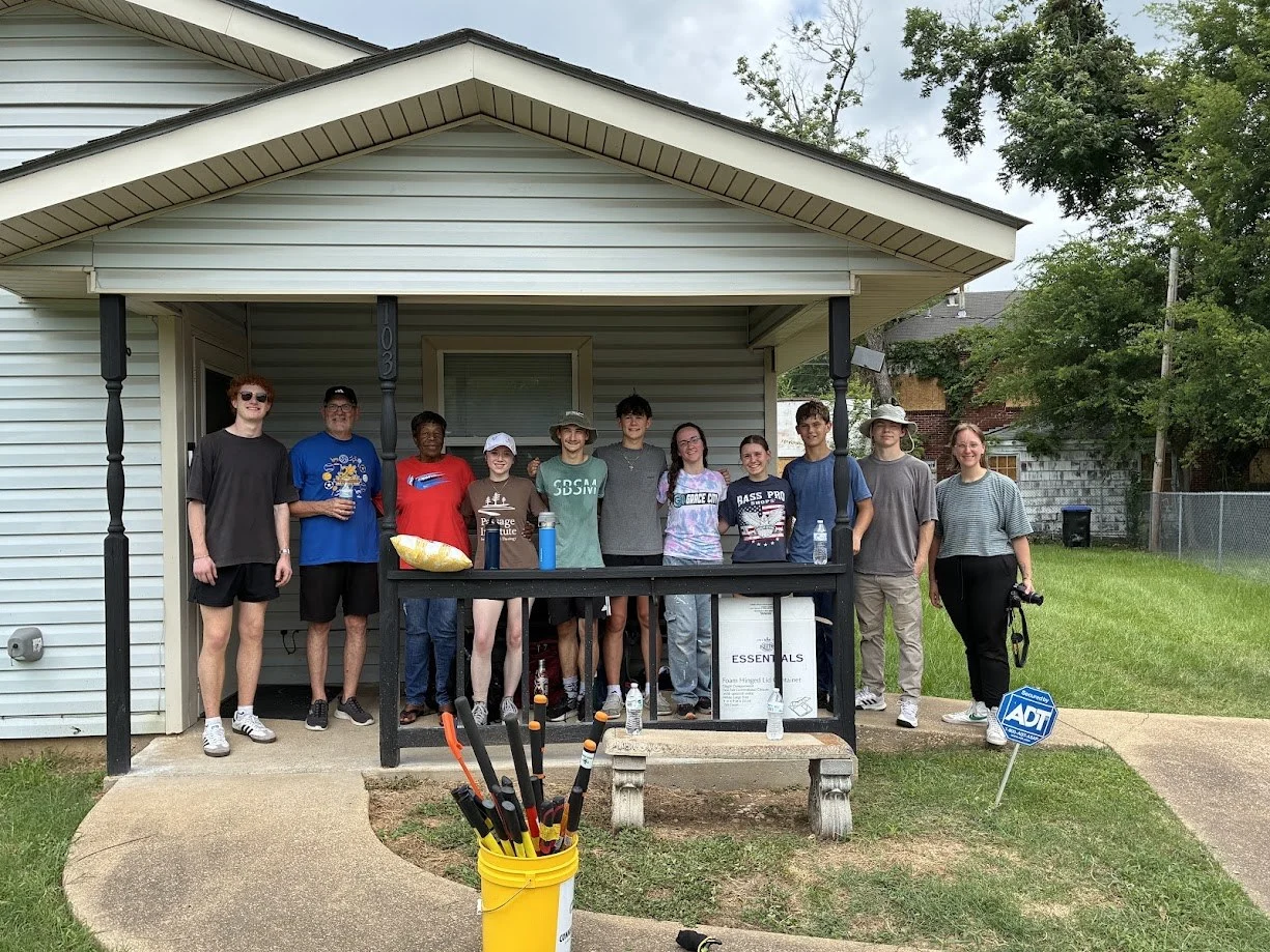Connect Longview volunteers from LeTourneau University youth camp at a workday