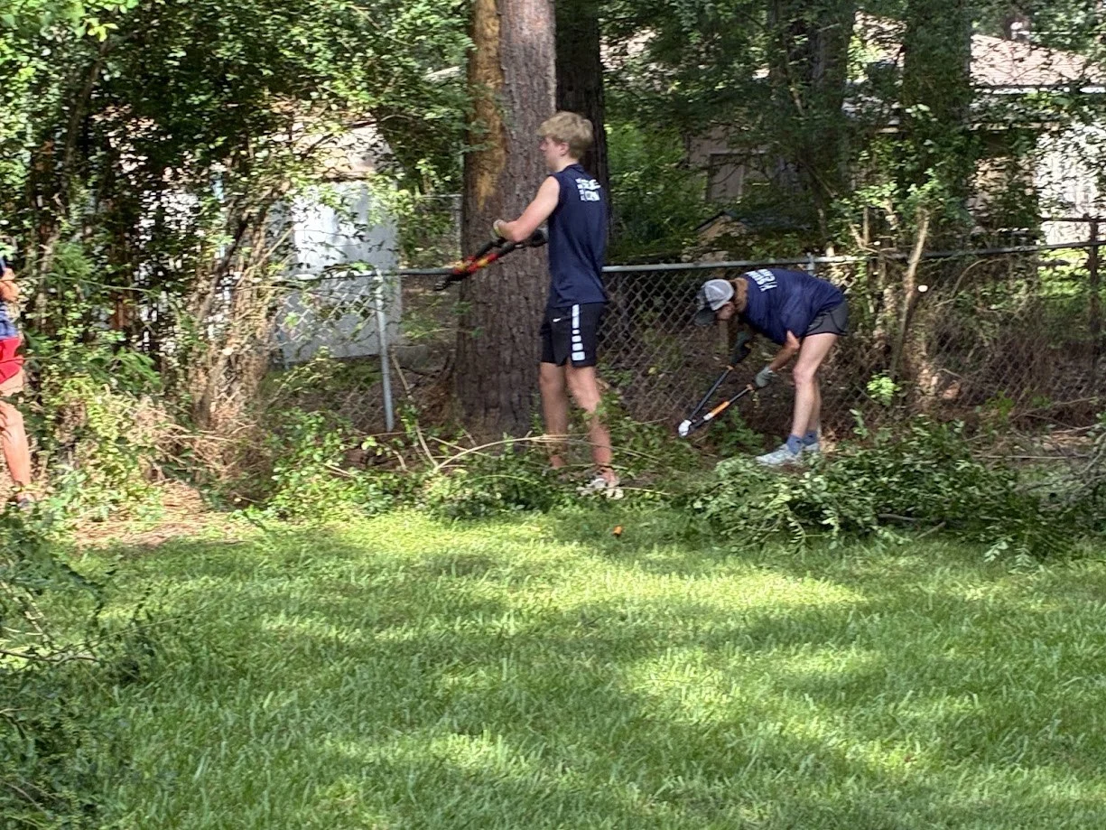 Connect Longview volunteers from YMSL at a workday