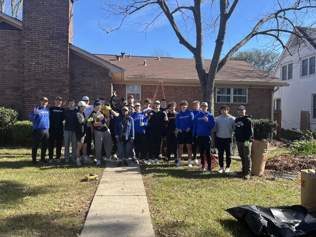 Connect Longview volunteers from LeTourneau University baseball team at a workday