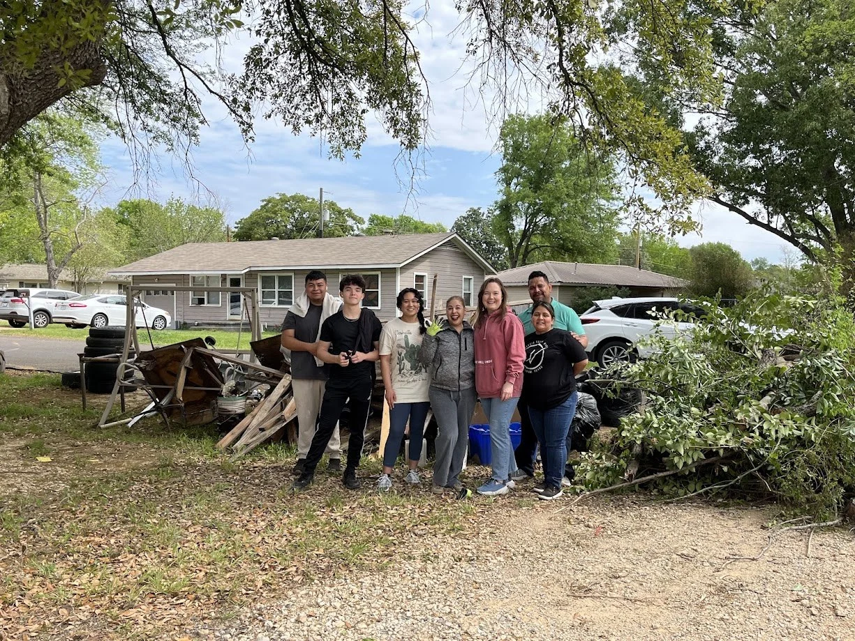 Connect Longview volunteers from Iglesia church at a workday